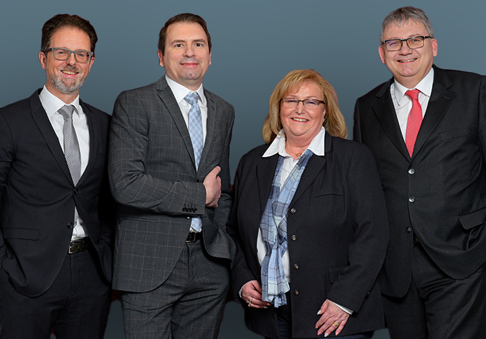 DUISBURGER STEUER-TEAM